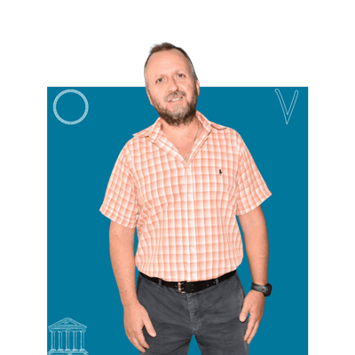 Κωστής Χριστοδουλάκης – Φιλόλογος στο Φροντιστήριο Ολοκλήρωση Ηράκλειο